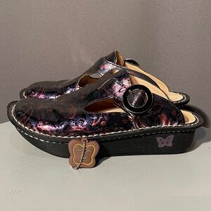 Alegria Donna DON-339 “Purple Electric Paisley” Clogs – Women’s 6–6.5 (Euro 36)